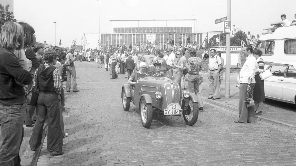 BMW Dixi Sport con carrocería Ihle en la Old-Timer-Rallye de la Kieler Woche, 1977
