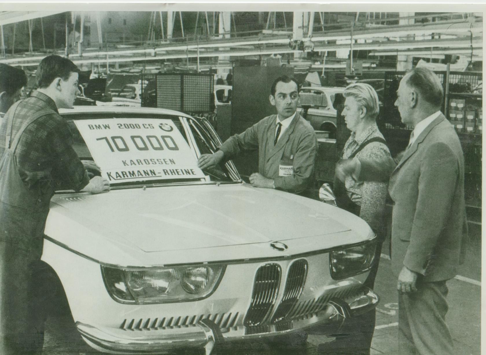 BMW 2000 CS - Unidad 10.000 de Karmann, celebración en la fábrica