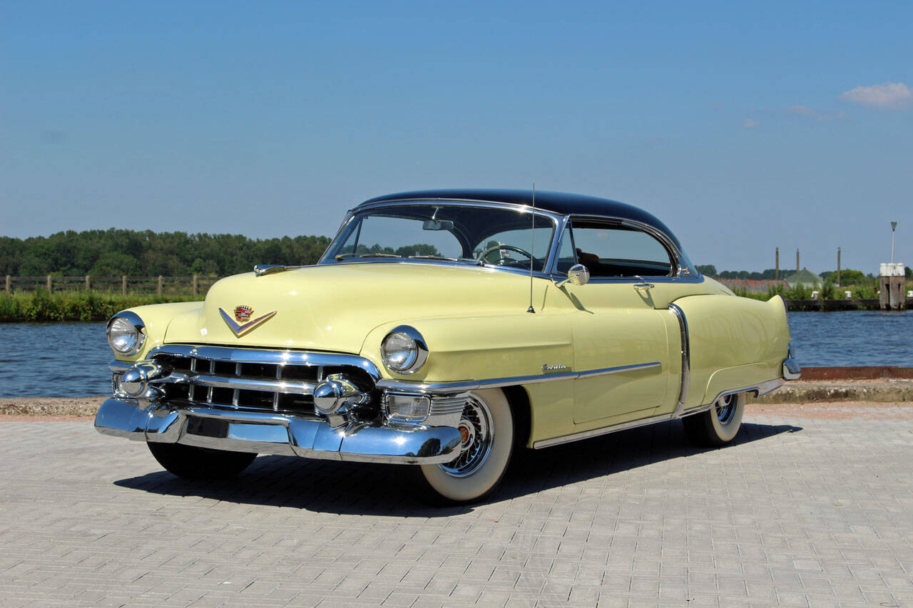 Cadillac Series 62
