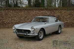 Ferrari 250 GT 2+2