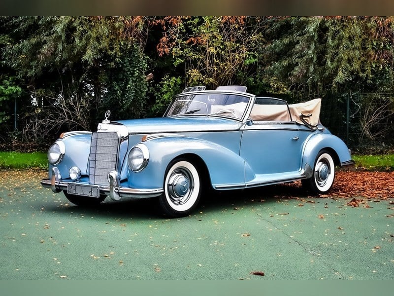 Mercedes-Benz 300S Cabrio